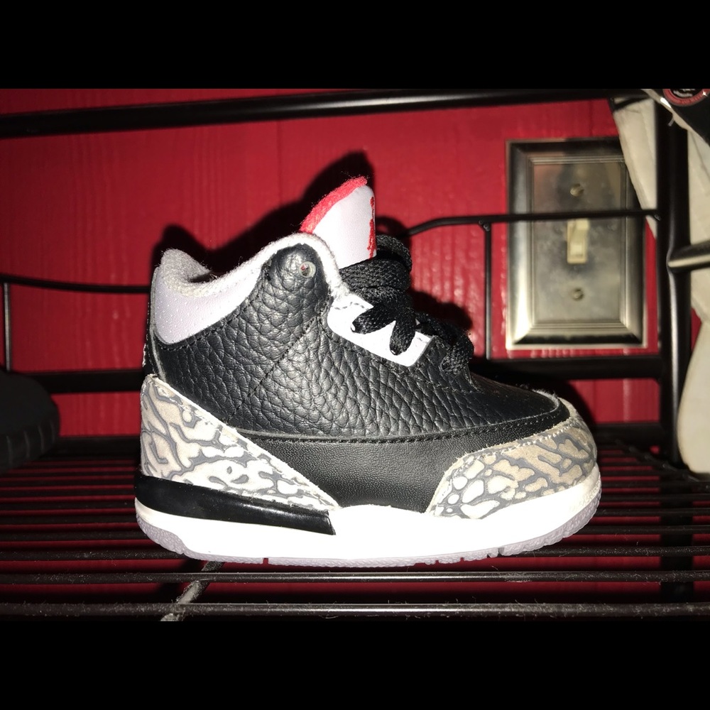Jordan 3s